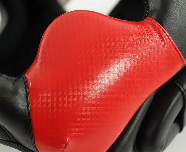 adiBHG023 Шлем боксерский Response Standard Head Guard черно-красный (размер M)