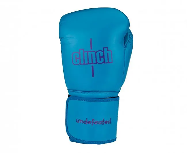 C161 Перчатки боксерские Clinch Undefeated светло-синие