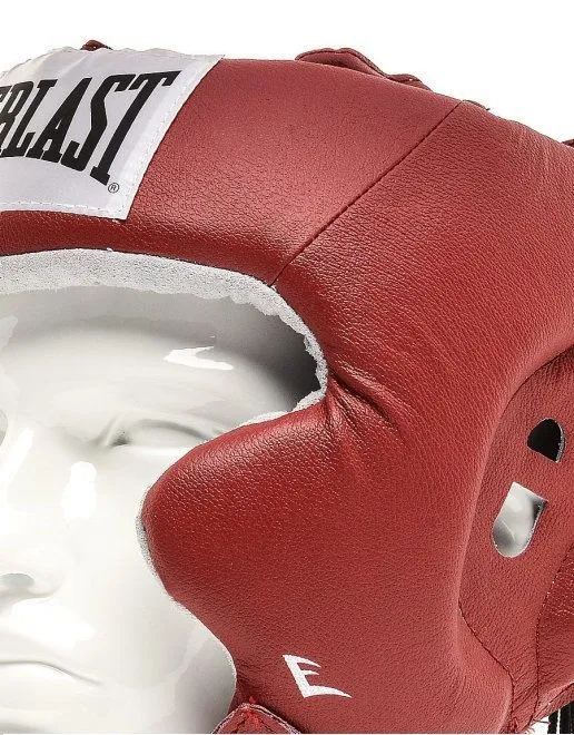 Шлем с защитой щек USA Boxing Cheek красн