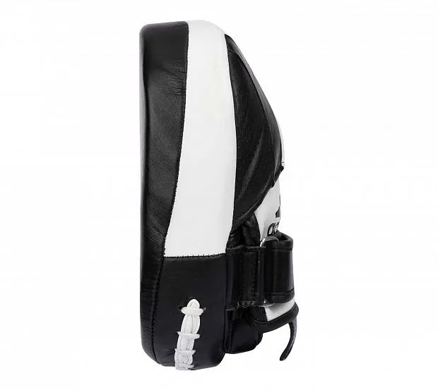 adiSP550FM Лапы Speed 550 Micro Air Focus Mitt черно-белые