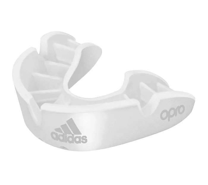 adiBP31 Капа одночелюстная Opro Bronze Gen4 Self-Fit Mouthguard белая (размер Junior)