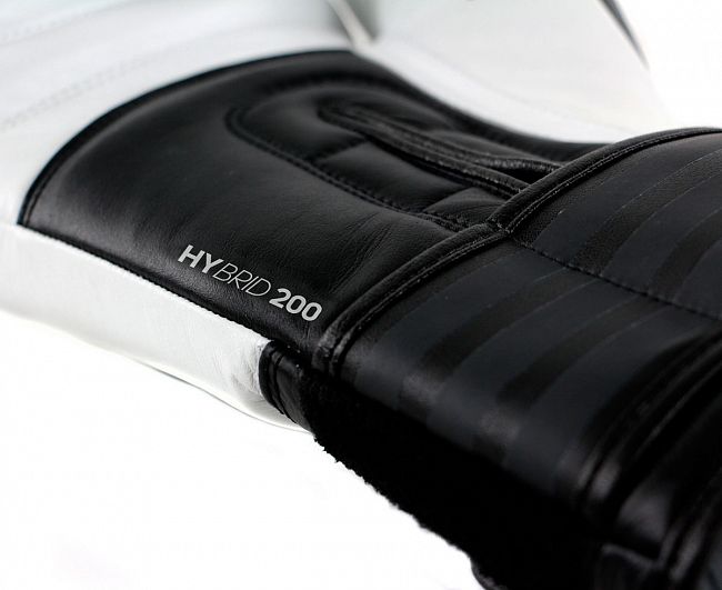 adiH200 Перчатки боксерские Hybrid 200 черно-белые (вес 14 унций) 