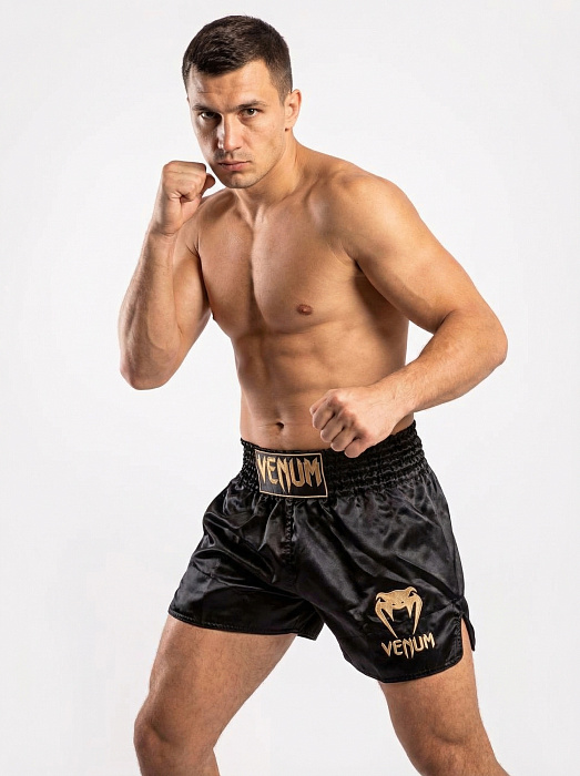 Шорты для тайского бокса Muay Thai черн/золот.