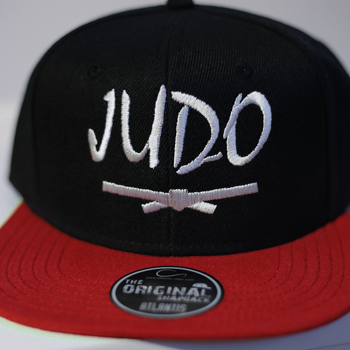 Бейсболка JUDO черно-красная 