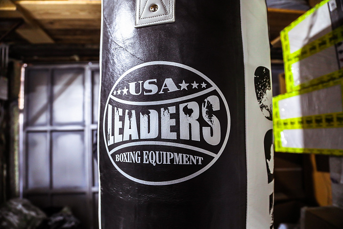 Мешок боксерский Leaders Black White кожа 120х40 см.