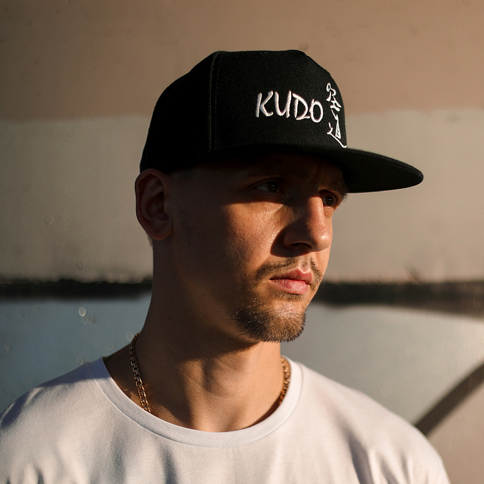 Бейсболка KUDO черная 