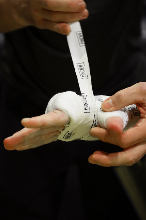 Тейп боксерский Logo Puncher 2,5 см. 10 м.