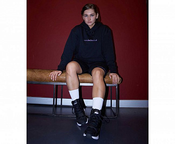 C399 Шорты спортивные Clinch Undefeated черные