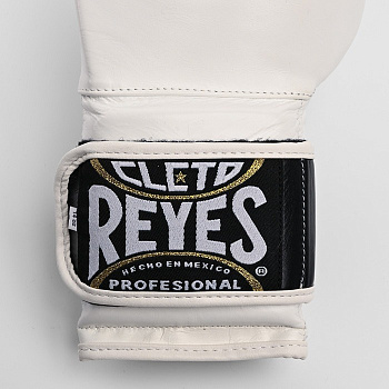Перчатки боксерские тренировочные на липучках CLETO REYES CE600 белые , кожа