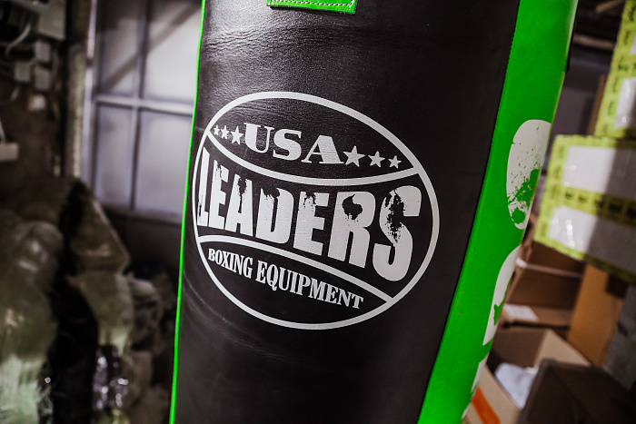 Мешок боксерский Leaders Black Green кожа 120х40 см.
