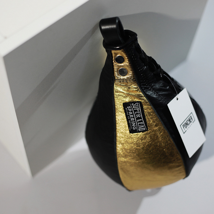 Груша на растяжках Leaders 18см черно\золотая