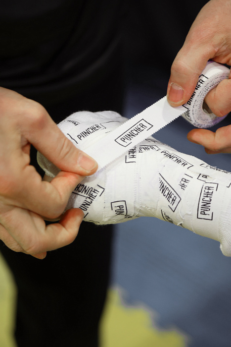 Тейп боксерский Logo Puncher 2,5 см. 10 м.