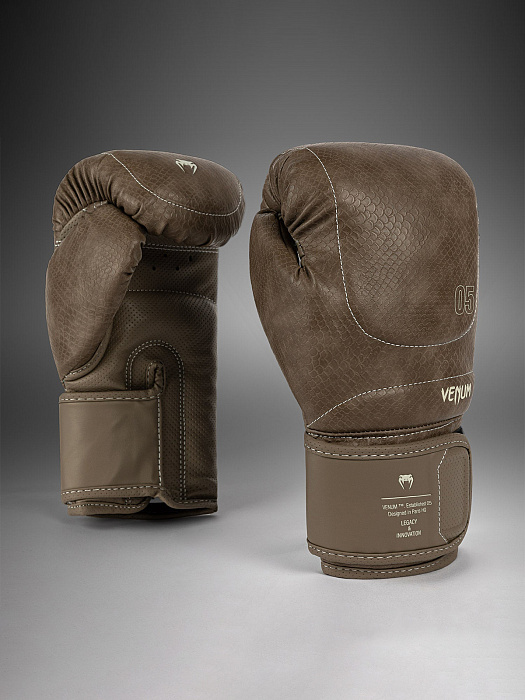 Перчатки боксерские Venum Impact Evo Scales Brown