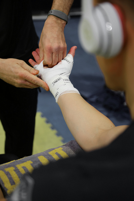 Тейп боксерский Logo Puncher 2,5 см. 10 м.