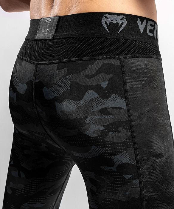 Компрессионные штаны Defender Spats - Dark Camo
