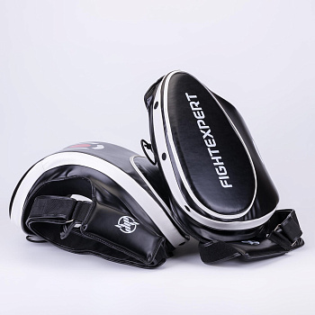 Тренерская защита бедер FIGHTEXPERT TARGET (искусственная кожа, черный/белый, 39*44*11 см)