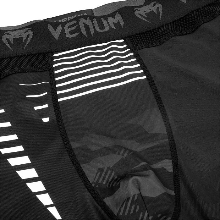 Компрессионные штаны Venum Okinawa 2.0 - Noir/Blanc (L)