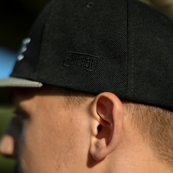 Бейсболка КАРАТЕ черно-серая