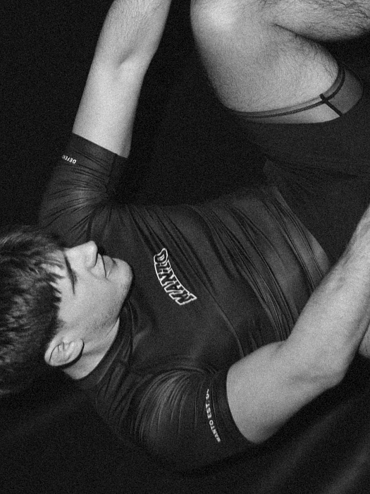 Рашгард VARSITY CROSS 