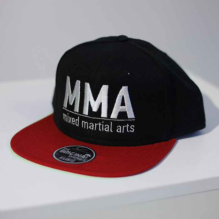 Бейсболка MMA черно-красная